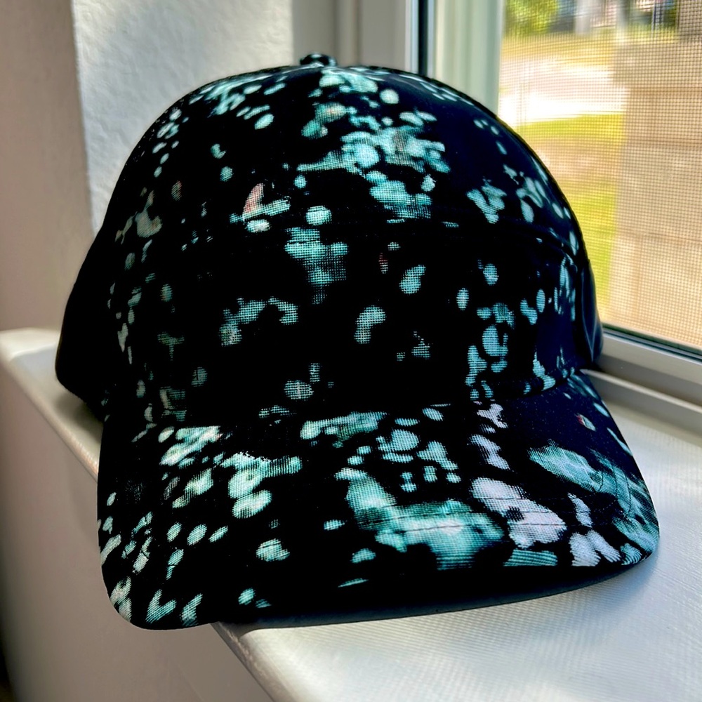Lululemon trucker style baseball hat. In like new condition. Cute colors.